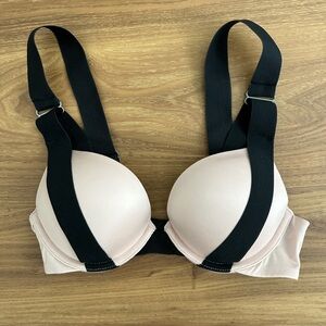 Victoria’s Secret Very Sexy Plunge Bra